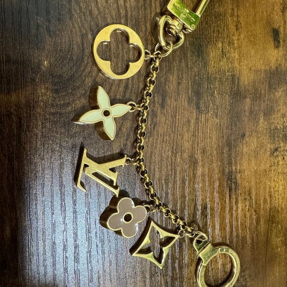 Louis Vuitton Fleur de Monogram Bag Charm Chain - Picture 1 of 4